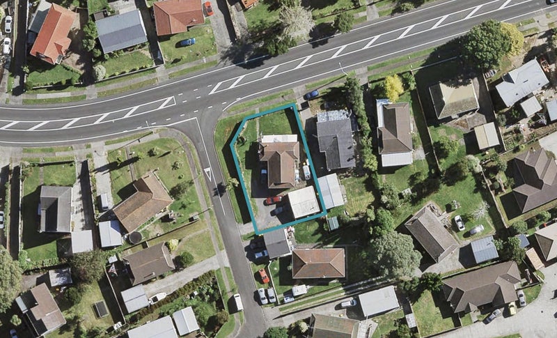 210 Mahia Road, Weymouth, Auckland - Carousel 1