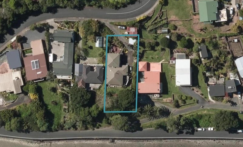9 Cliff Street, Onerahi, Whangarei - Carousel 1