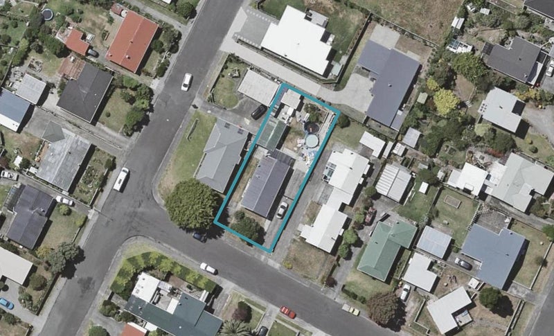 4 Robert Mckeen Street, Otaki Beach, Otaki - Carousel 1