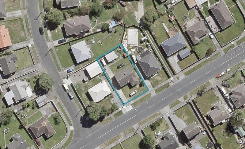 11 Reynolds Street, Taita, Lower Hutt - Carousel 1