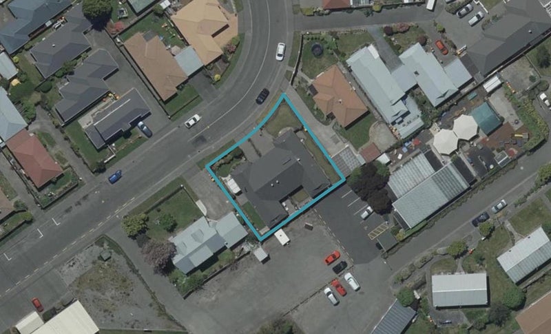 2/12 Takaro Avenue, Sockburn, Christchurch - Carousel 1