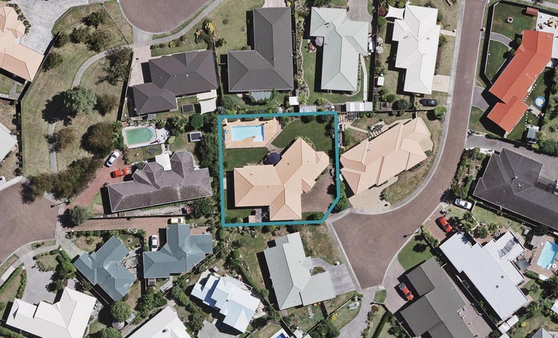 6 Cadogan Lane, Taradale, Napier - Carousel 1
