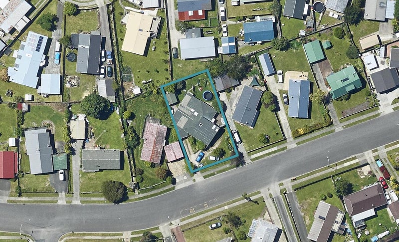 9 Sequoia Crescent, Owhata, Rotorua - Carousel 1
