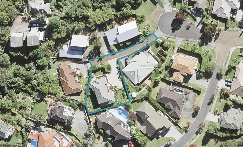 34 Woodridge Avenue, Northcross, Auckland - Carousel 1