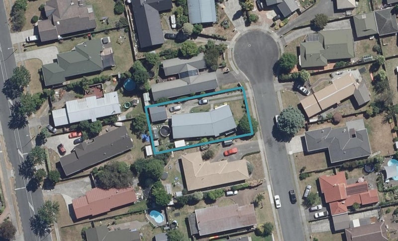 24 Ronald Court, Pukete, Hamilton - Carousel 1