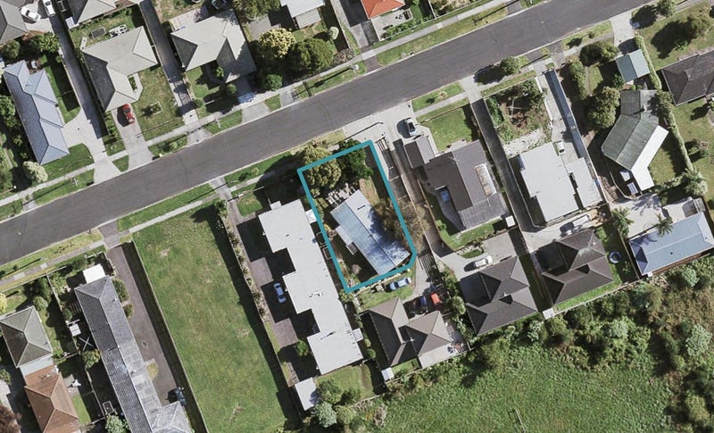 29 Berwyn Avenue, Takanini, Auckland - Carousel 1