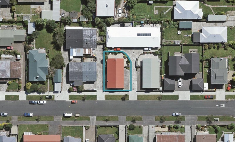 100 Lowe Street, Avenal, Invercargill - Carousel 1