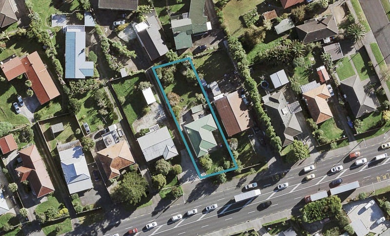 66 Maioro Street, New Windsor, Auckland - Carousel 1