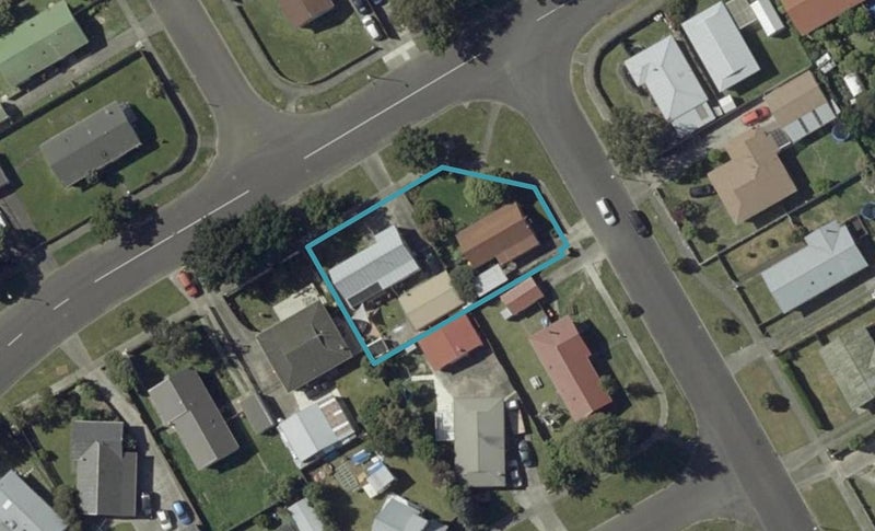15 Clarke Avenue, Highbury, Palmerston North - Carousel 1