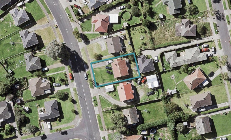 48 Farringdon Street, Glen Innes, Auckland - Carousel 1