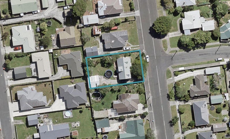 29 Henry Street, Ebdentown, Upper Hutt - Carousel 1