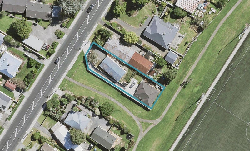 1/104 Seymour Road, Sunnyvale, Auckland - Carousel 1