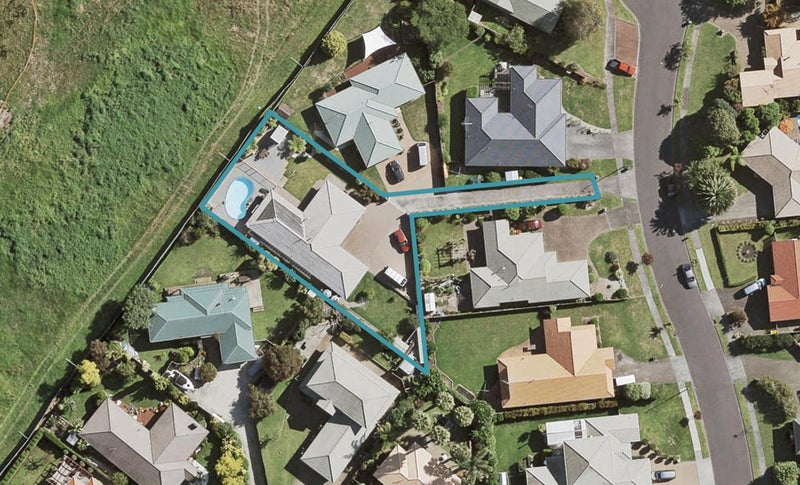 22 Chippewa Place, Conifer Grove, Takanini - Carousel 1
