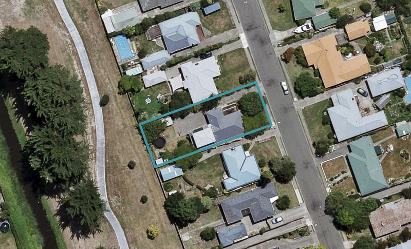 24 Alamein Crescent, Onekawa, Napier - Carousel 1