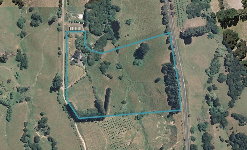 53 Old French Road, Takamatua, Akaroa - Carousel 1