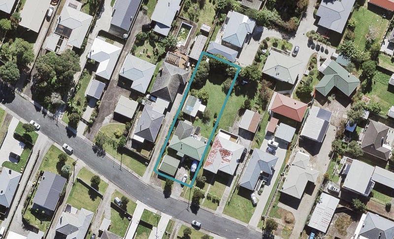 7 Albert Road, Kelston, Auckland - Carousel 1