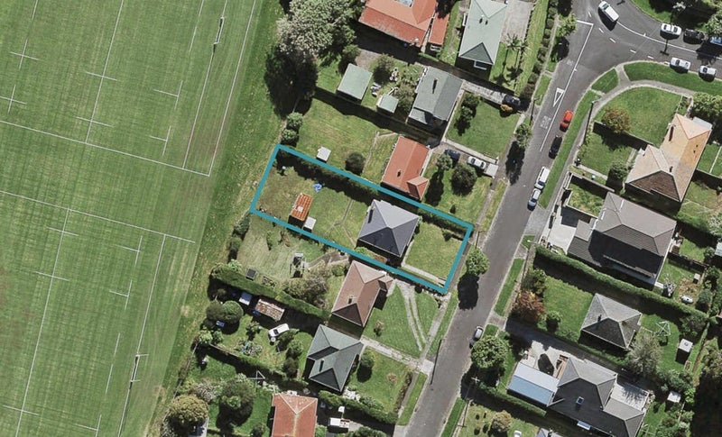 45 Fearon Avenue, Mount Roskill, Auckland - Carousel 1