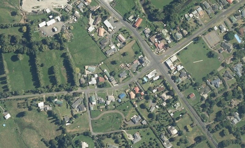 8 Station Road, Puriri, Thames - Carousel 1