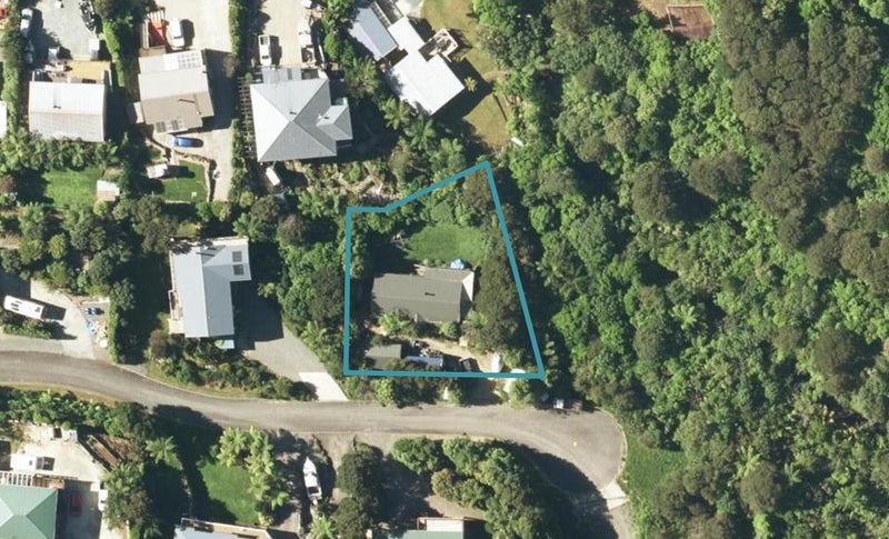 9 Ruataniwha Place, OKIWI BAY, FRENCH PASS - Carousel 1