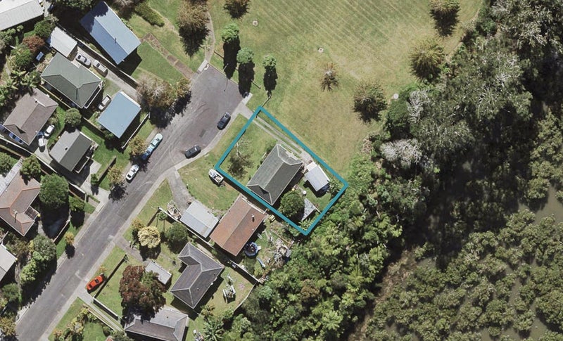 60 Sunline Avenue, Massey, Auckland - Carousel 1