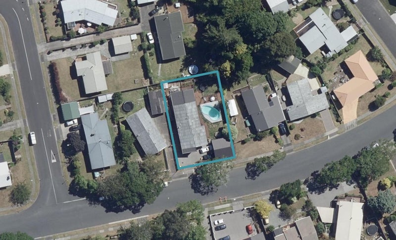 31 Challinor Street, Pukete, Hamilton - Carousel 1