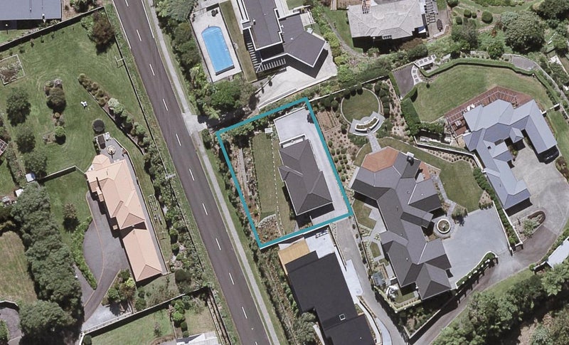 37 Veale Road, Frankleigh Park, New Plymouth - Carousel 1