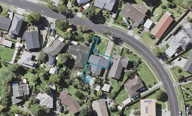 9B Borrowdace Avenue, Botany Downs, Auckland - Carousel 1