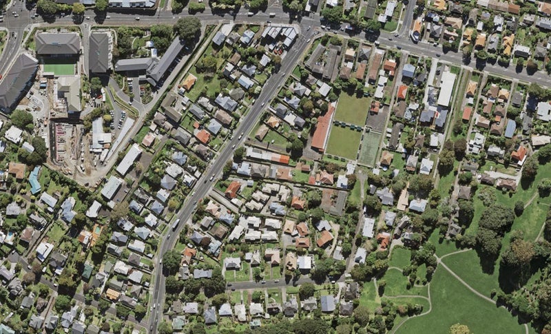 20 Hillsborough Road, Hillsborough, Auckland - Carousel 1