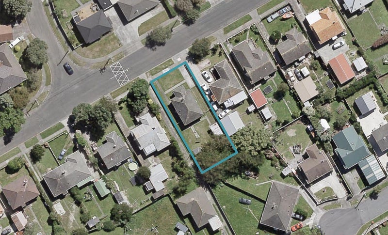 30 Churton Crescent, Taita, Lower Hutt - Carousel 1