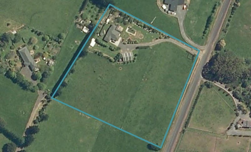 44 Estuary View Road, Waiau Pa, Pukekohe - Carousel 1