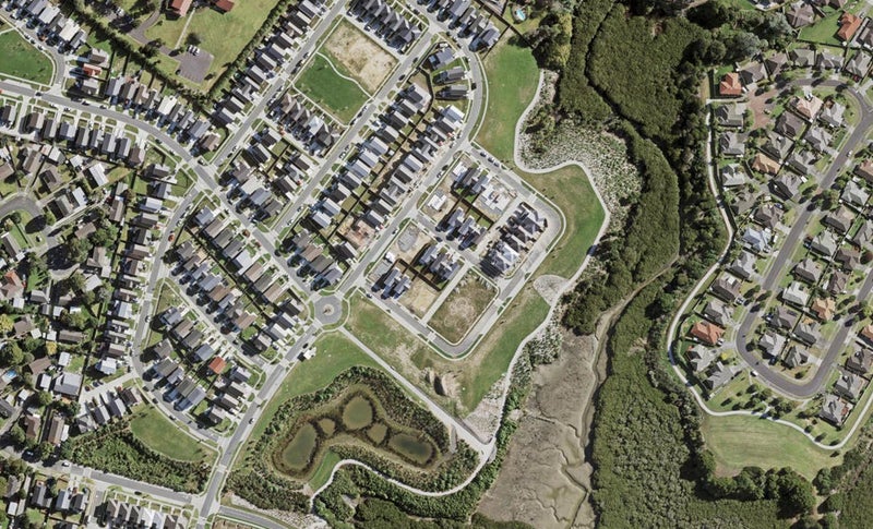 7 Apa Street, Weymouth, Auckland - Carousel 1