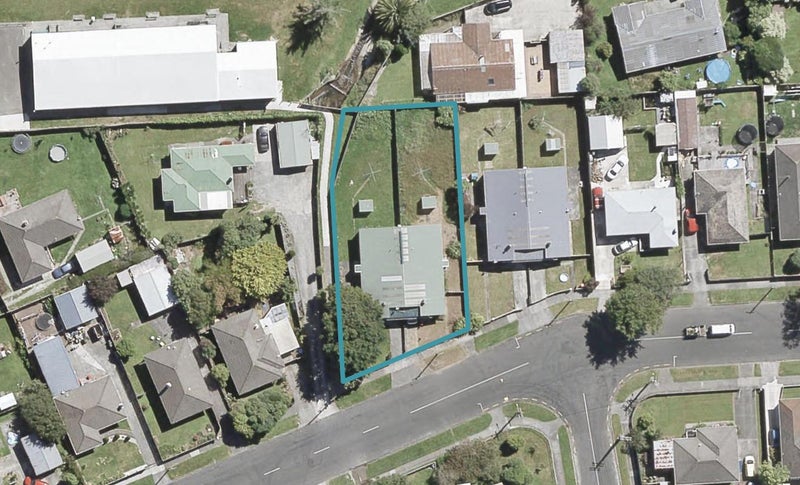 14 Chittick Street, Stokes Valley, Lower Hutt - Carousel 1