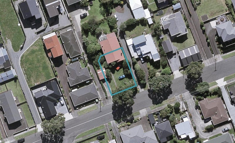 26 Whiteley Street, Moturoa, New Plymouth - Carousel 1