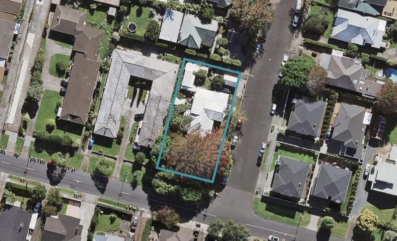 15 Selwyn Road, Epsom, Auckland - Carousel 1