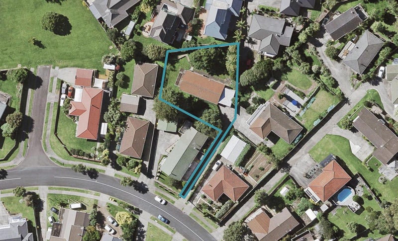 63 Lewisham Street, Highland Park, Auckland - Carousel 1