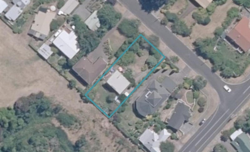 69 Chesham Avenue, Waipahihi, Taupo - Carousel 1
