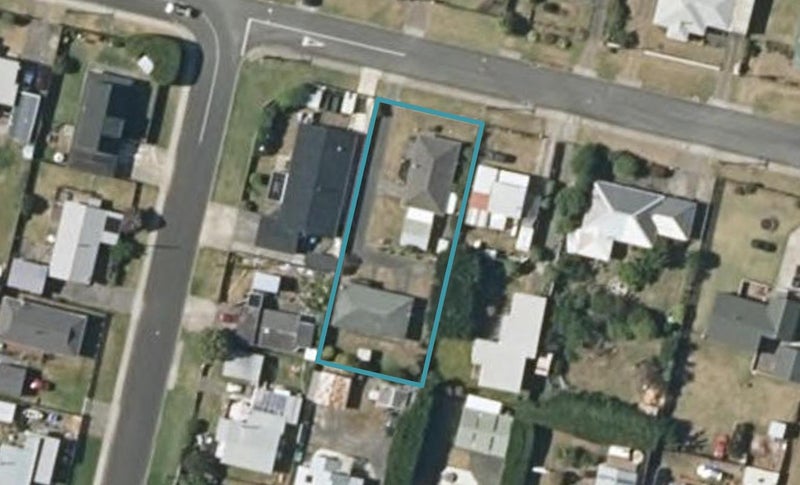 8 Andrews Street, Foxton Beach, Foxton - Carousel 1