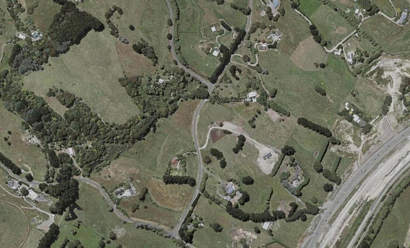30 Derham Road, Otaki - Carousel 1
