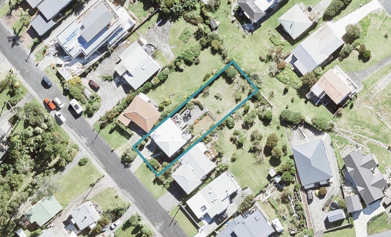8 Deerness Crescent, Algies Bay, Warkworth - Carousel 1