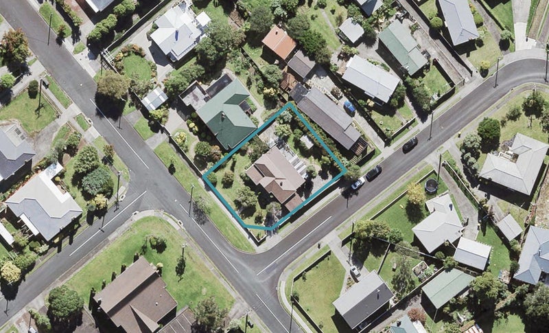 64 Willerton Avenue, New Lynn, Auckland - Carousel 1