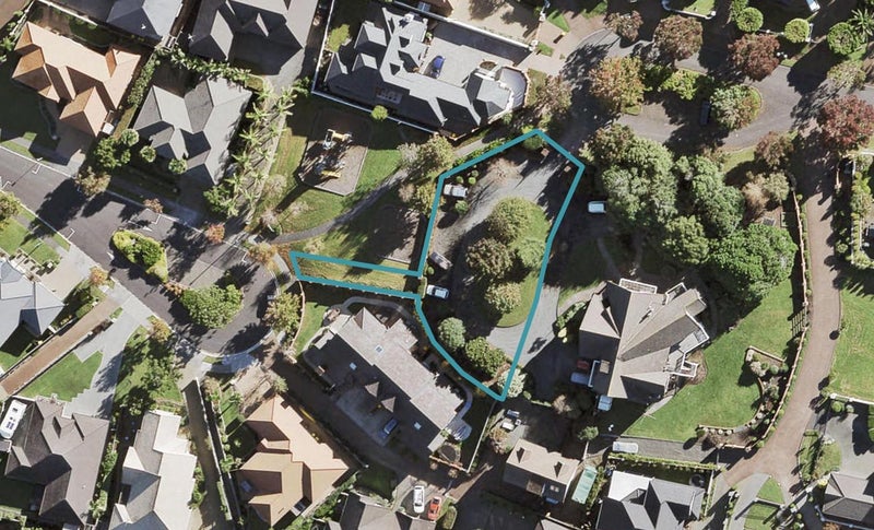 29 Hendrika Court, West Harbour, Auckland - Carousel 1