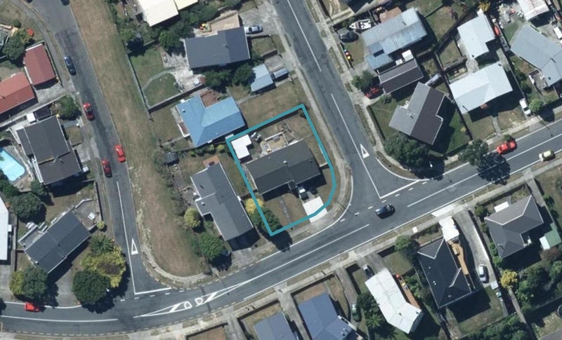 78 Conclusion Street, Ascot Park, Porirua - Carousel 1