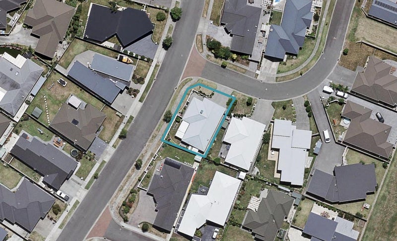 2 Pania Place, Poraiti, Napier - Carousel 1