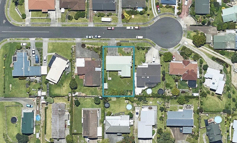 10 Sefton Street, Ohauiti, Tauranga - Carousel 1