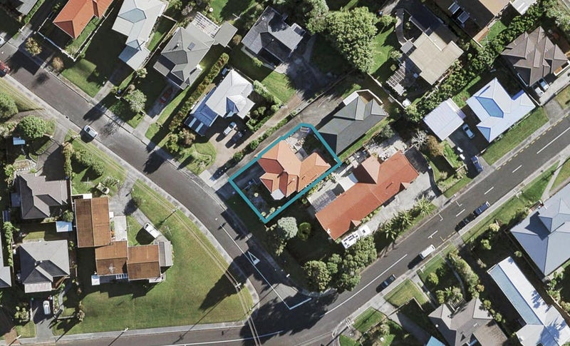 30 Stanton Terrace, Lynfield, Auckland - Carousel 1