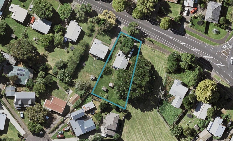 177 Tripoli Road, Point England, Auckland - Carousel 1