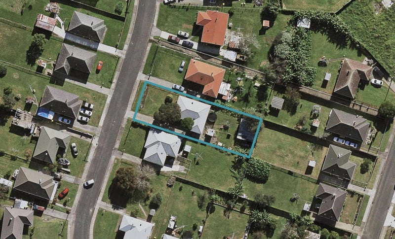 23 Firth Crescent, Otara, Auckland - Carousel 1