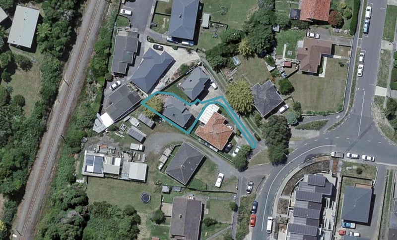 20B Bould Street, Johnsonville, Wellington - Carousel 1