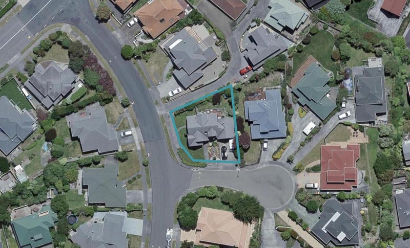 1 Ridley Green, Churton Park, Wellington - Carousel 1