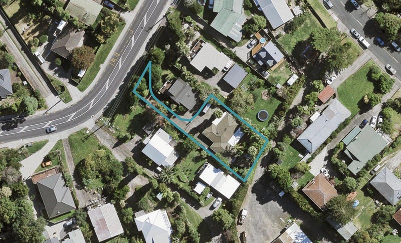 6 Seymour Road, Sunnyvale, Auckland - Carousel 1